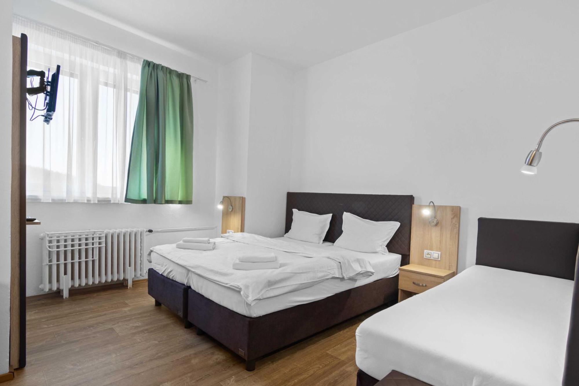 Hotel Cervenohorske Sedlo Loučná nad Desnou エクステリア 写真